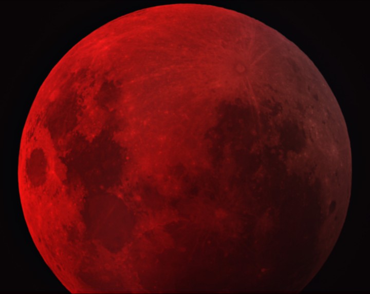 EclipsedMoon01
